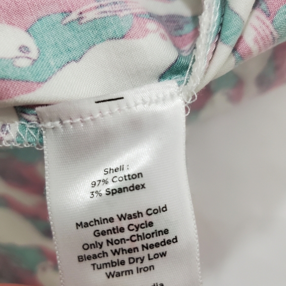 NWT Talbots Parrot Tropical Bird Novelty Print Sleeveless Blouse Colorful Large - Picture 9 of 9